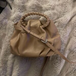 Worthington Tan crossbody/handbag, New, Great Condition